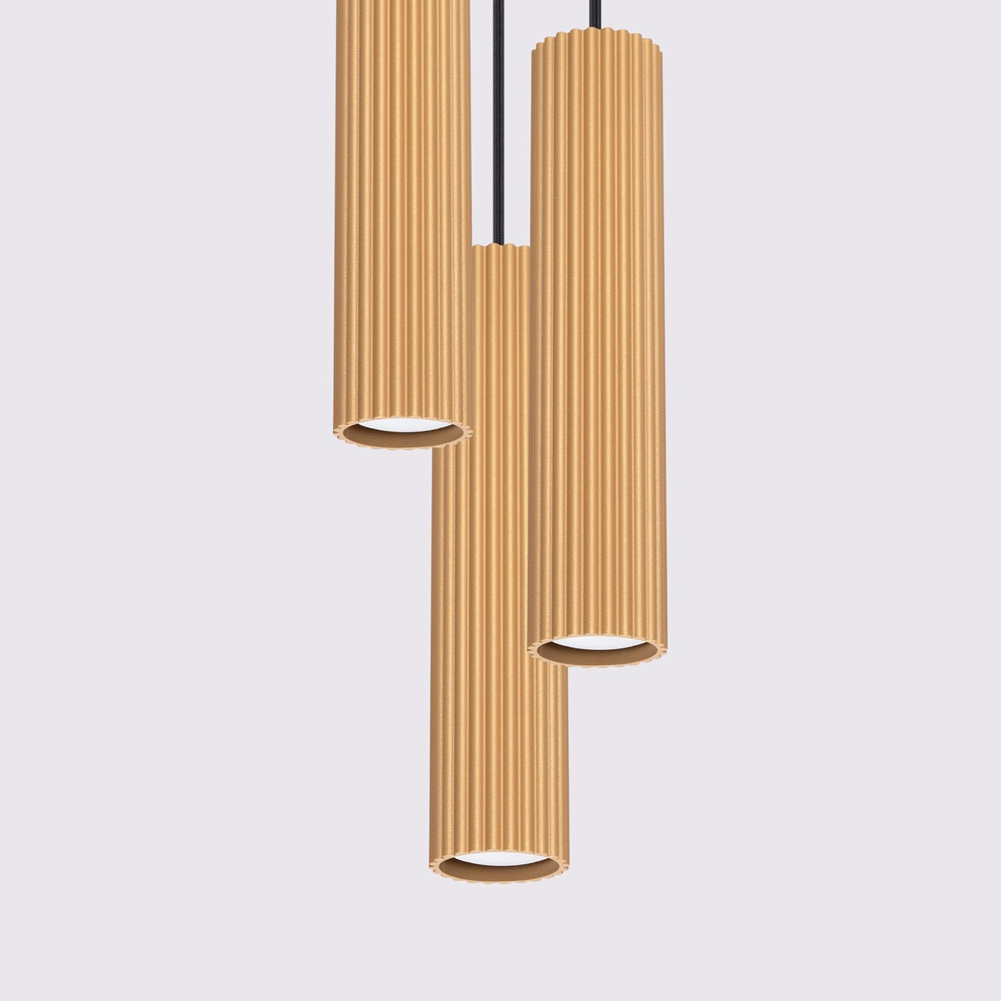 Taupe Triple Ribbed Pendant Cluster close-up detail of texture and fitting