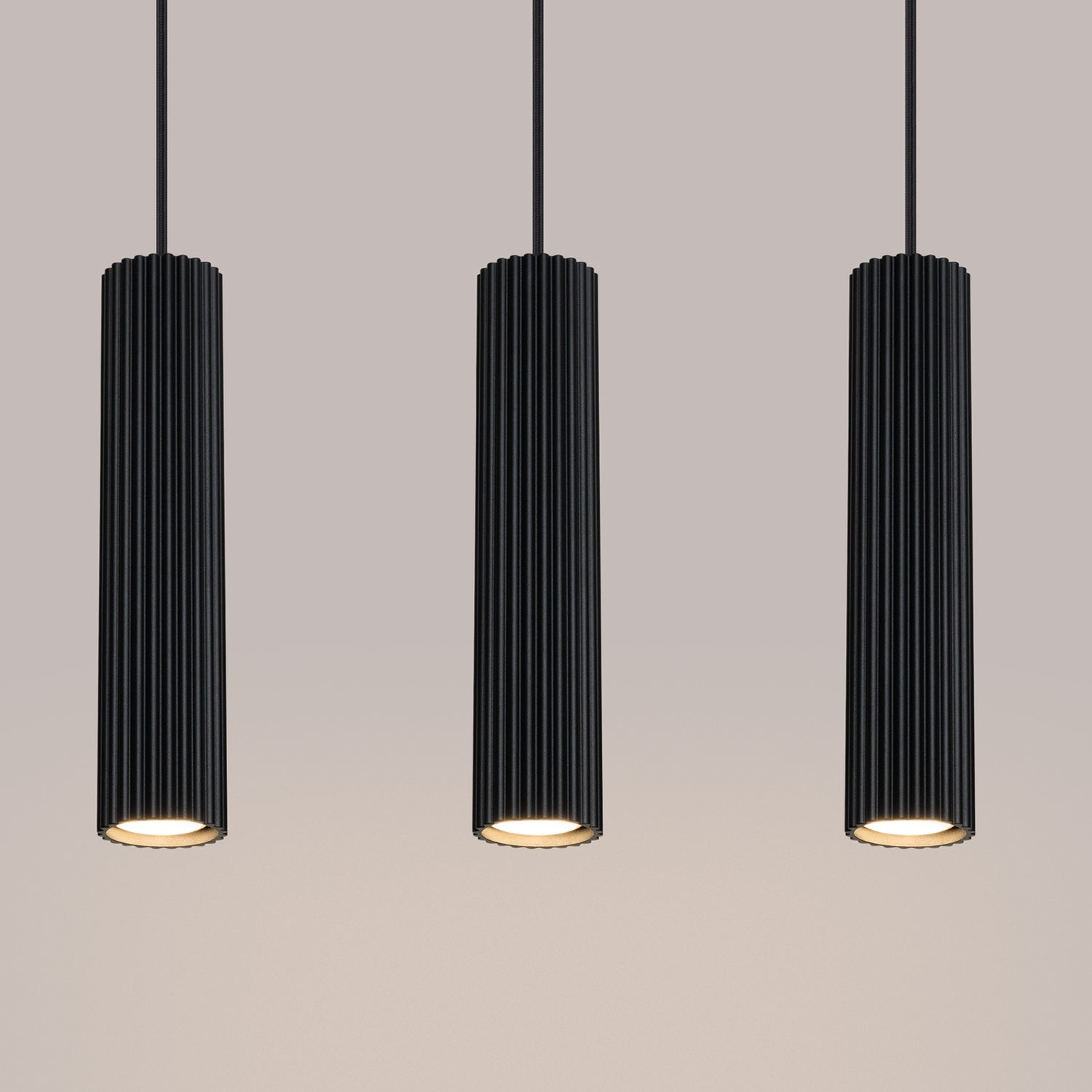 Red Ochre Triple Ribbed Pendant Bar close-up detail of texture and fitting